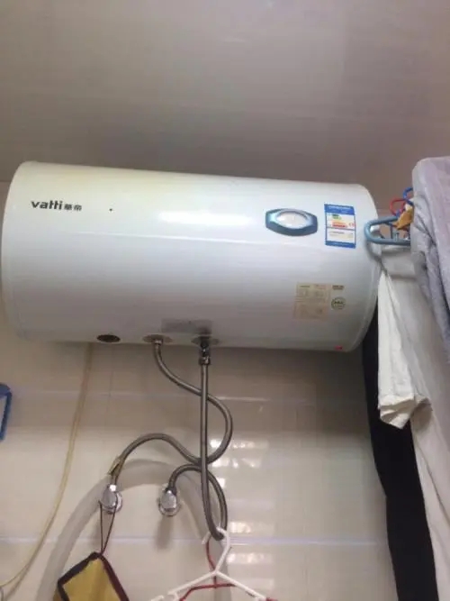 莆田市华帝热水器只出冷水是什么原因？