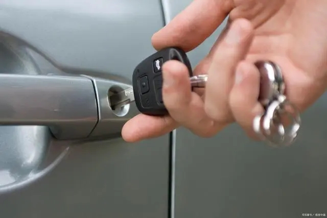 海东市机械钥匙打不开车门锁的原因有哪些？
