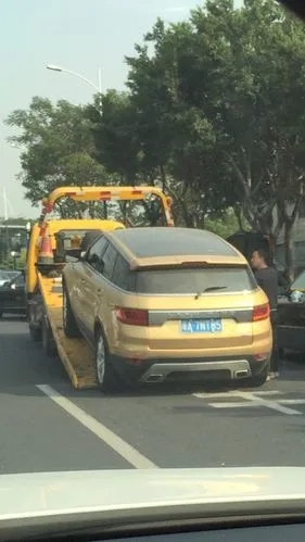 上海市汽车行驶过程中突然抛锚了怎么办？