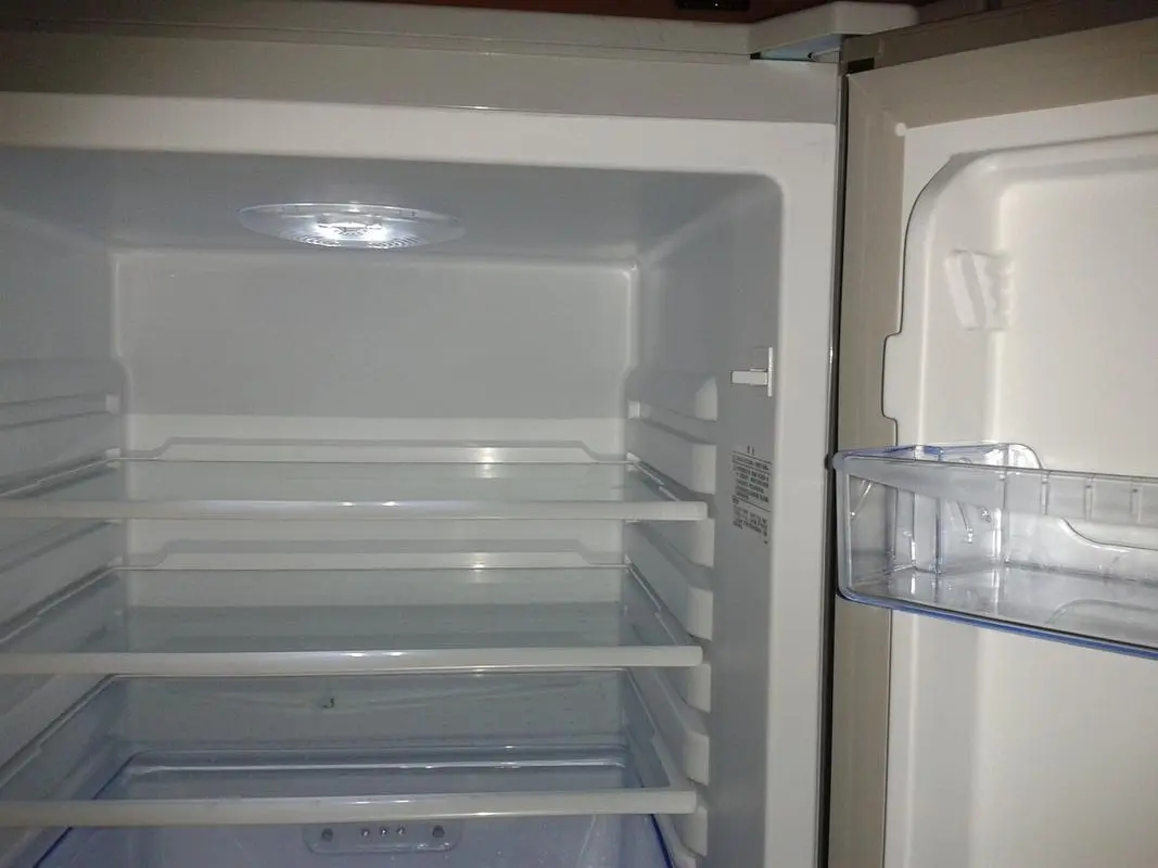 海口市澳柯玛冰箱灯不亮是什么原因，怎么解决？