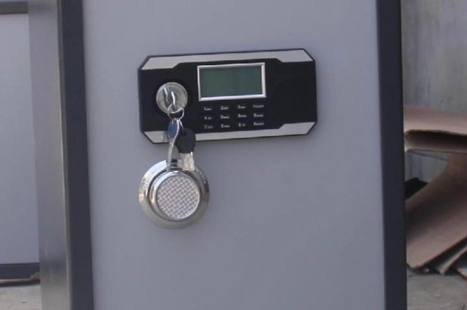 成都市保险柜没电外接电源盒子坏了怎么开锁？