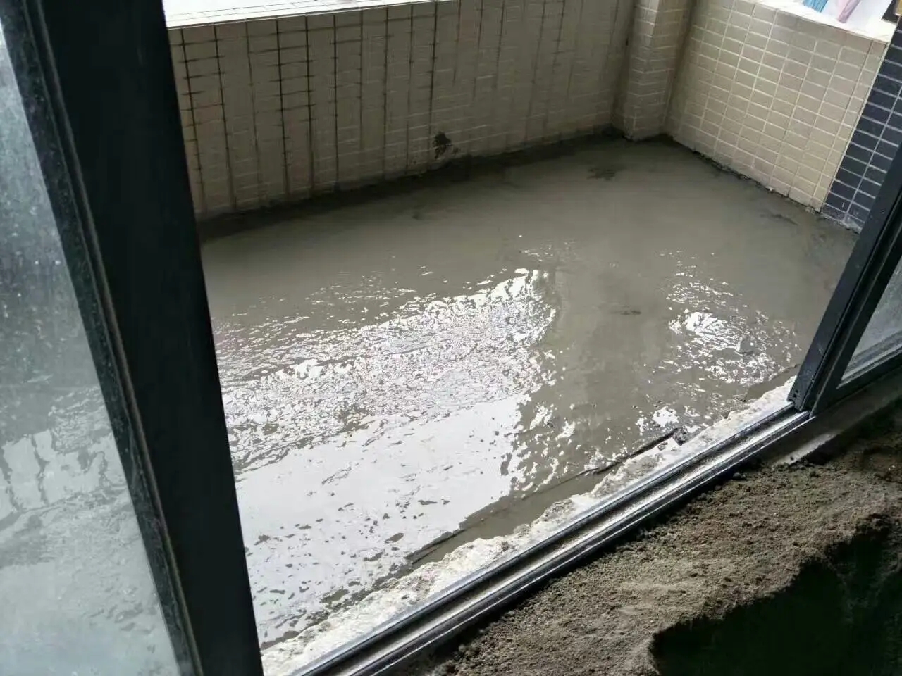 重庆市阳台为什么一定要做防水？封闭阳台要不要做防水？