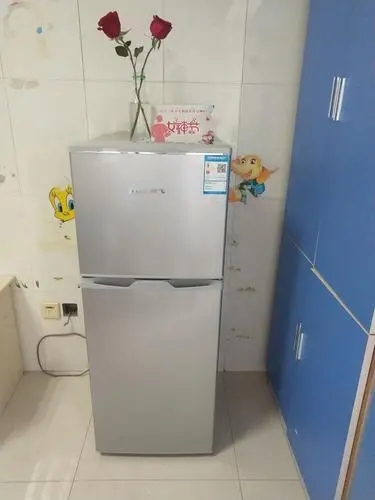 广州市新飞冰箱制冷不停机正常吗？冰箱制冷不停机怎么回事？